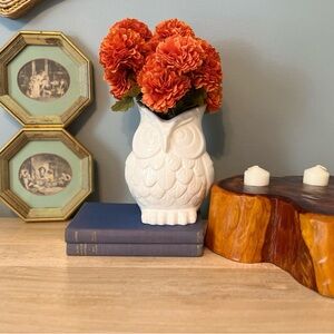 Set of 2 Vintage Pictures in Octagon Frames